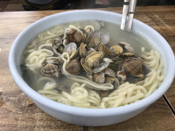 이가바지락칼국수 이미지