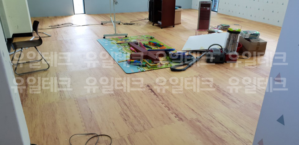 유일테크 이미지