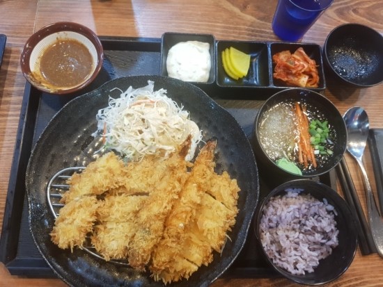 청담돈가스 이미지