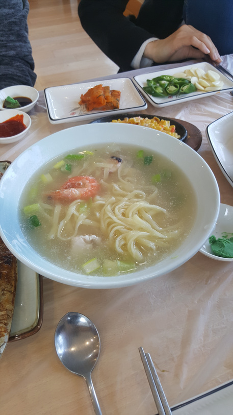 해변횟집 이미지