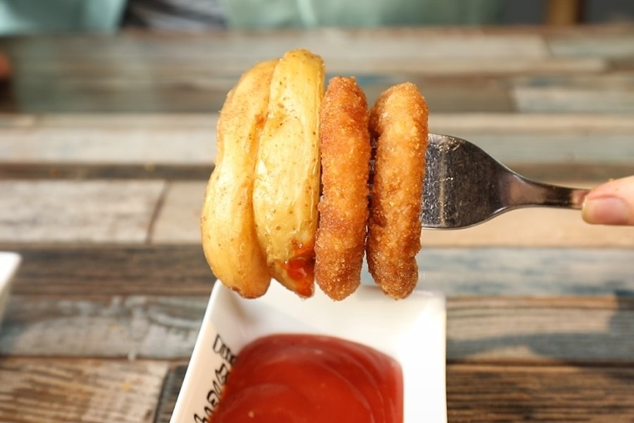 치킨스톰 이미지