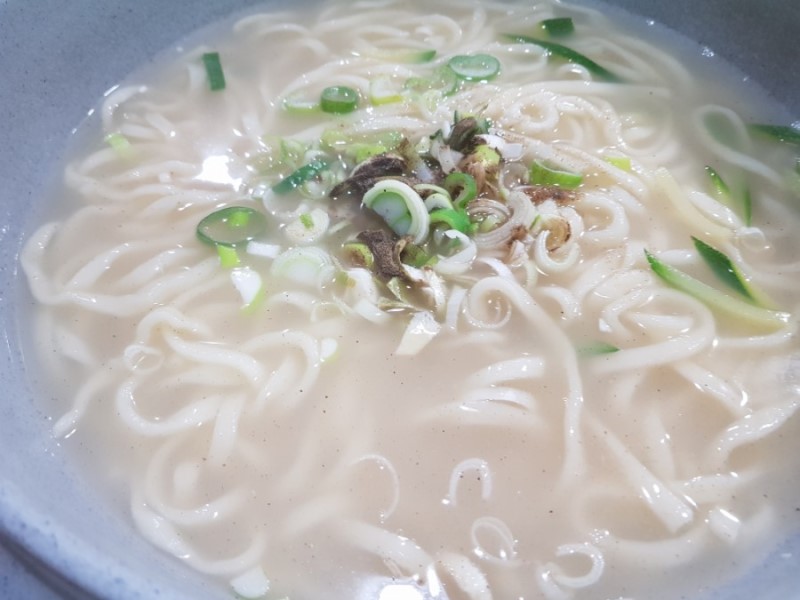 용문칼국수 이미지