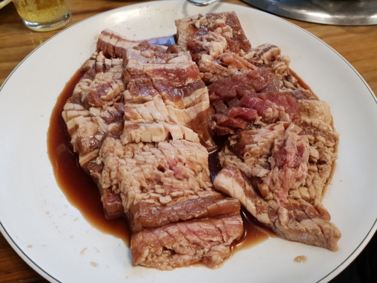 ３３돼지숯불갈비 이미지