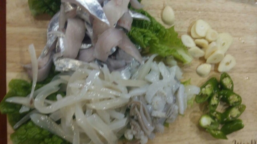 밥이랑 술이랑 회랑 이미지