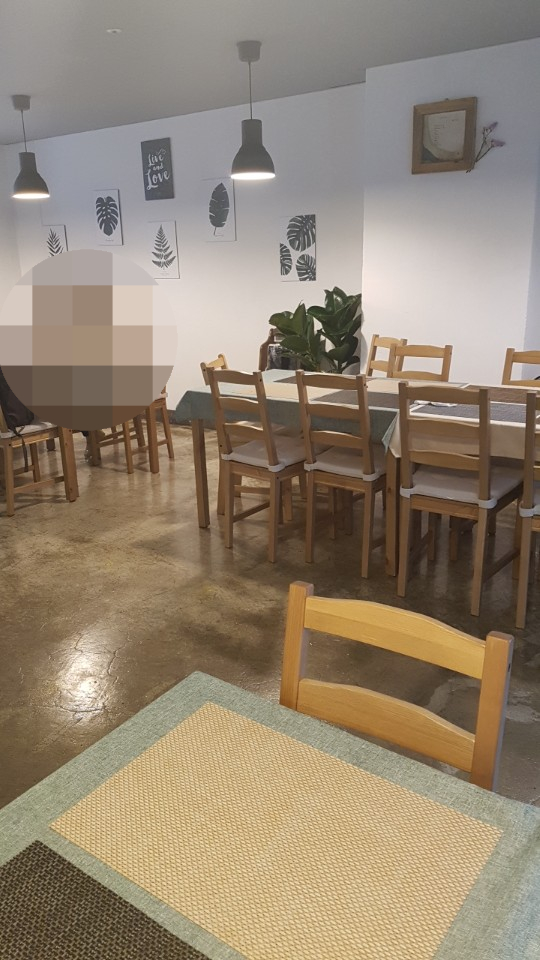 보늬테이블 이미지