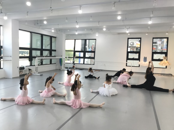 예종리즈발레학원 이미지