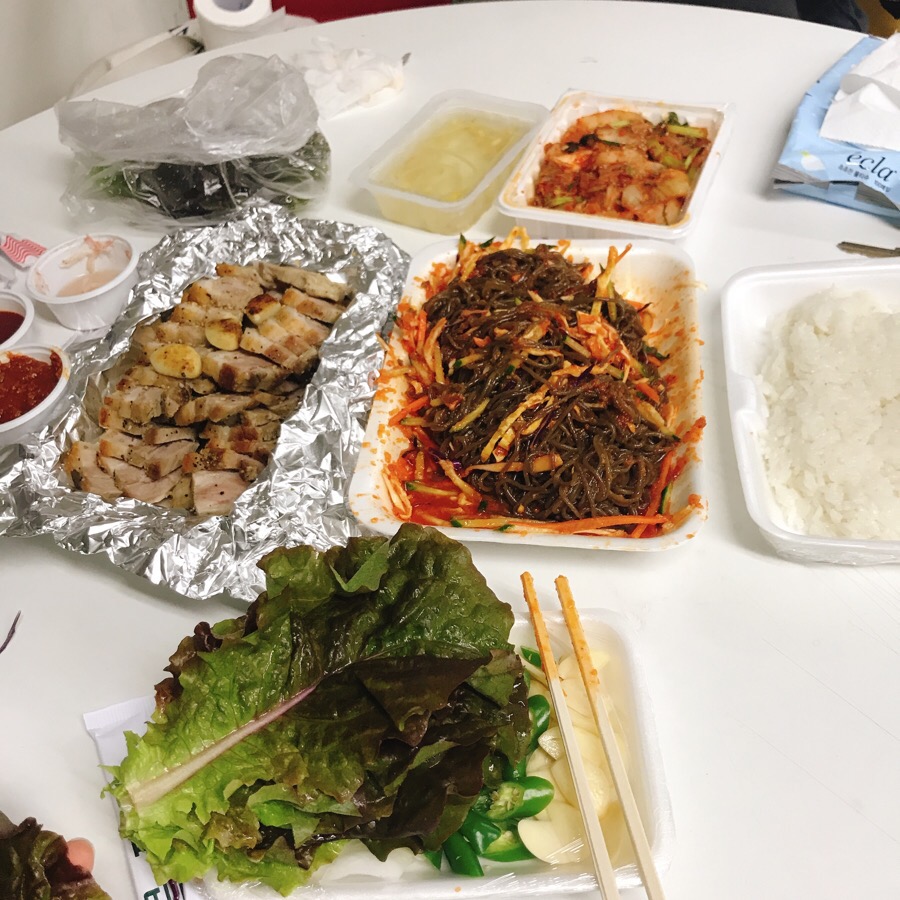 아자왕족발 이미지