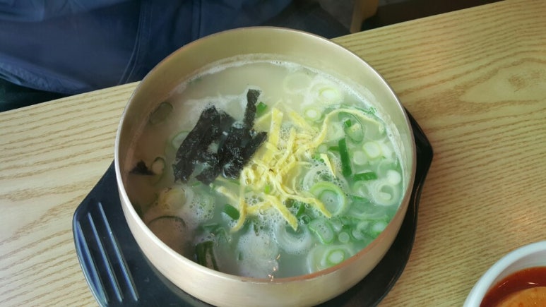 평화소머리국밥 이미지
