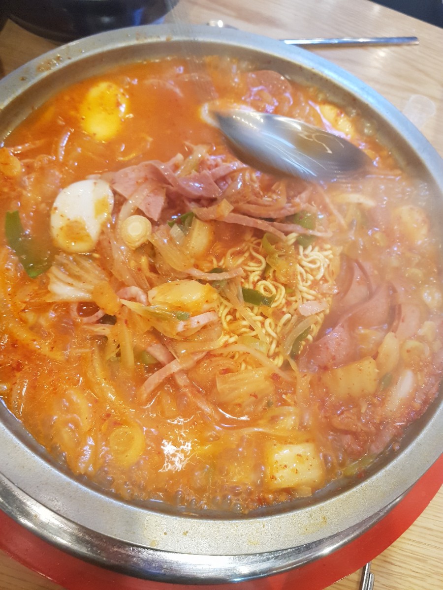 존슨부대찌개 이미지