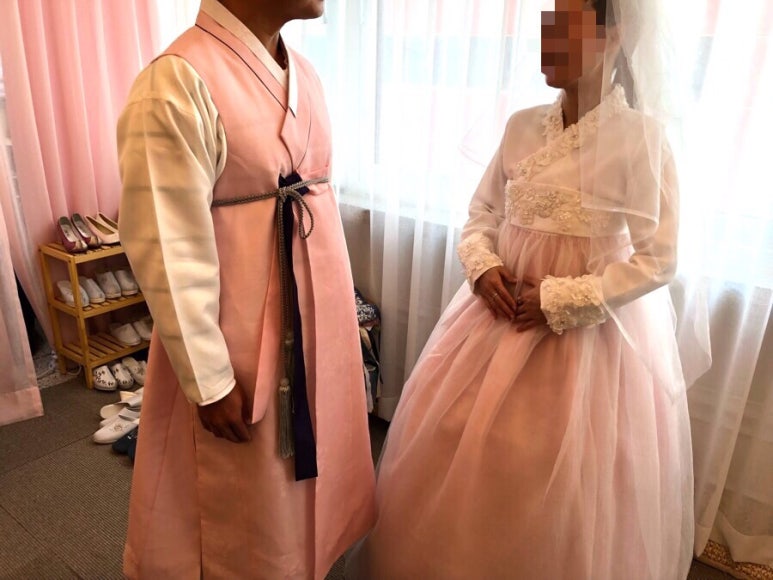 윤빛스튜디오 이미지