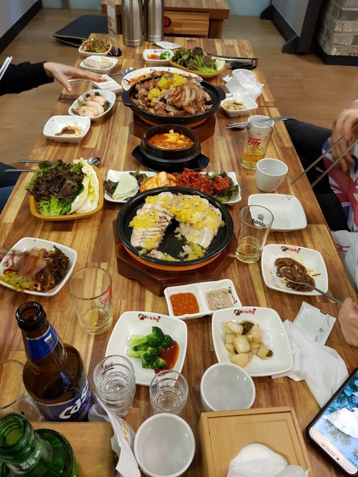돈통마늘보쌈 안산시청점 이미지
