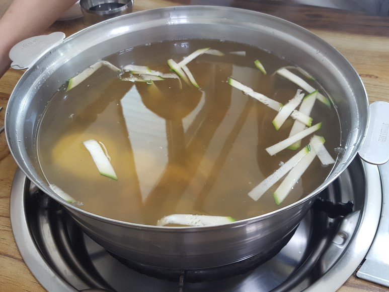 궁중전골칼국수 이미지