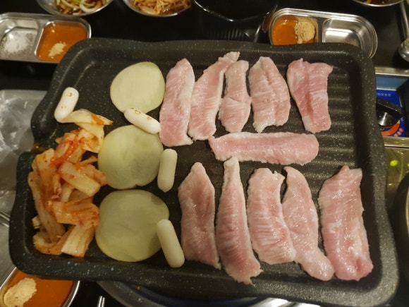 육덕후 이미지