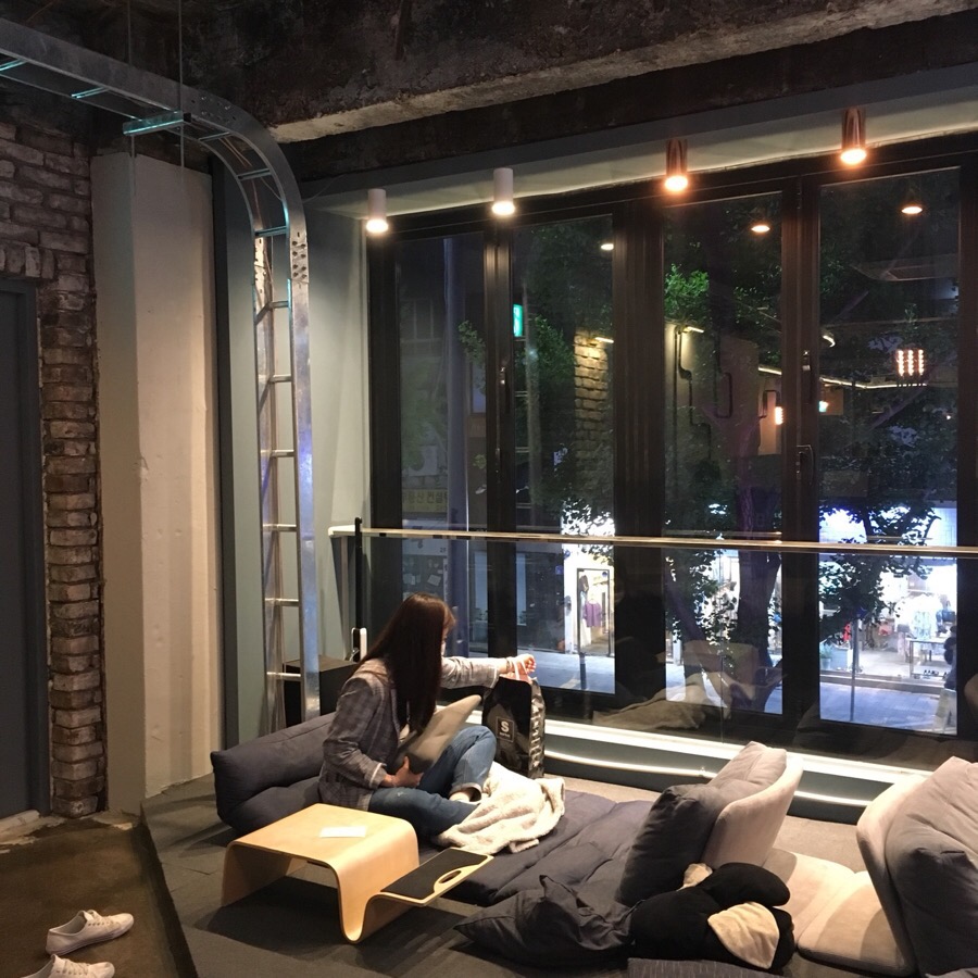 ON CLOUD NINE(온클라우드나인) 이미지
