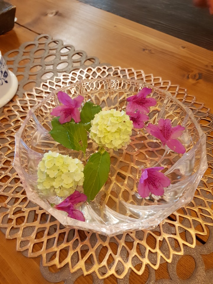 그리운티하우스 이미지