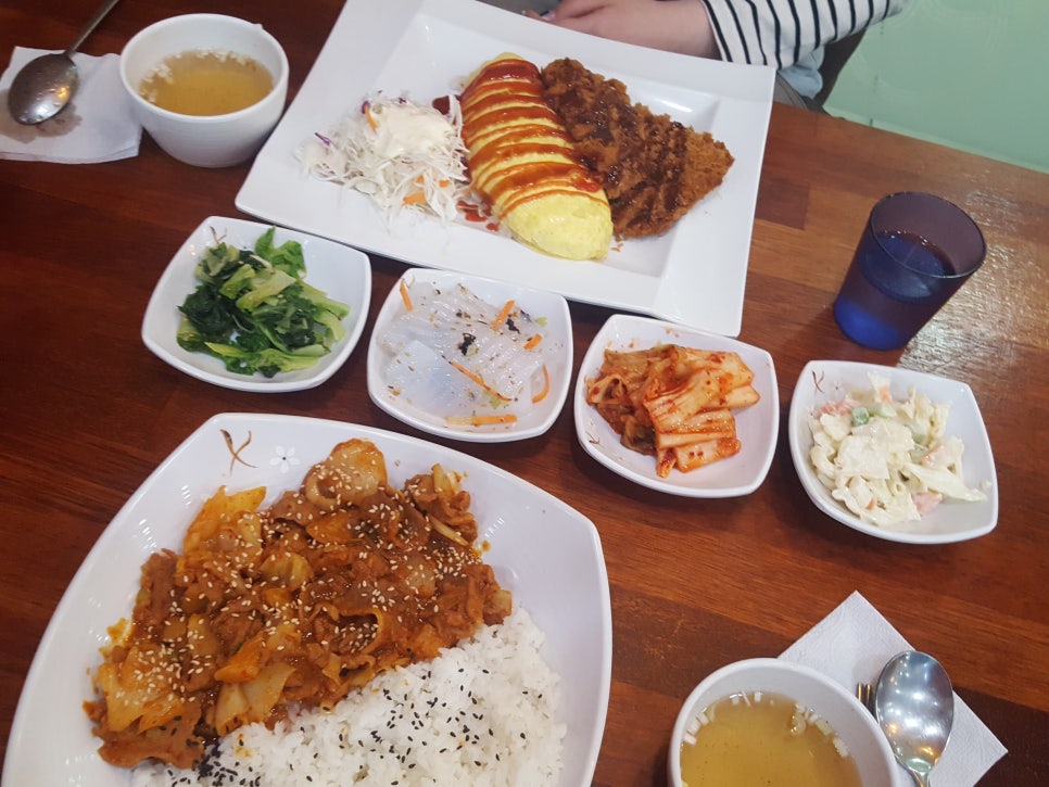 예뜰반찬 이미지