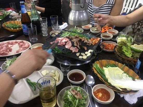 뭉티기뒷고기 이미지