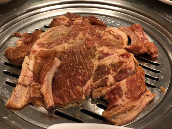 통숯불돼지갈비 이미지
