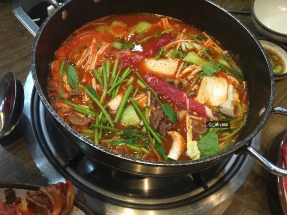 등촌샤브칼국수솔빛나루점 이미지