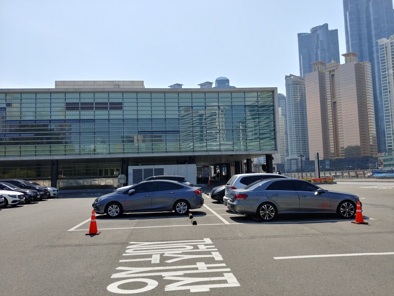 더베이카페 이미지