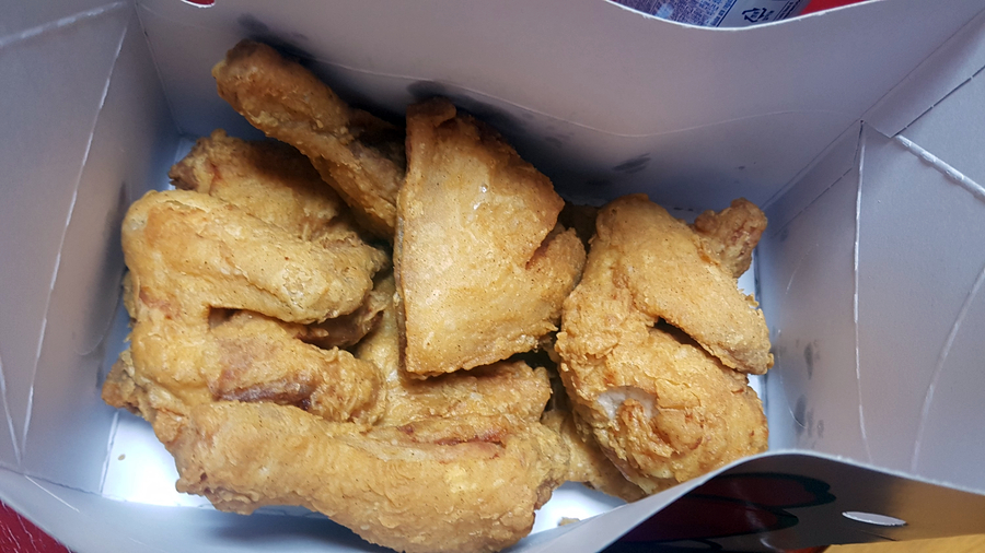 체스터후라이드치킨 이미지