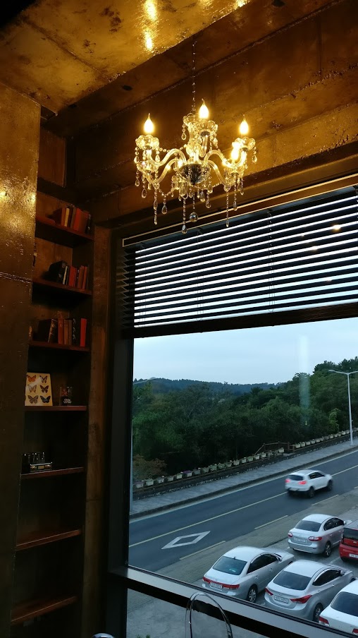 오버더윈도우 이미지