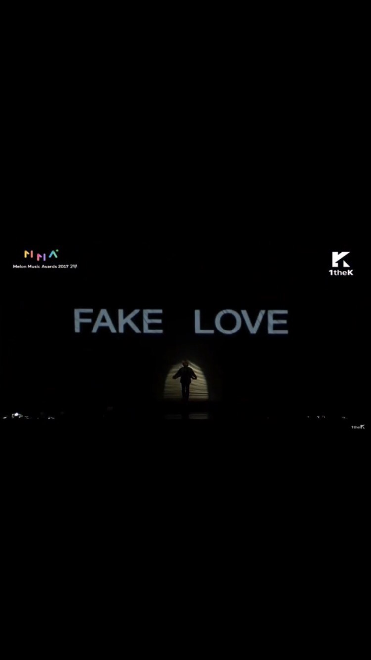 러브유어셀프(LOVE YOURSELF) 이미지