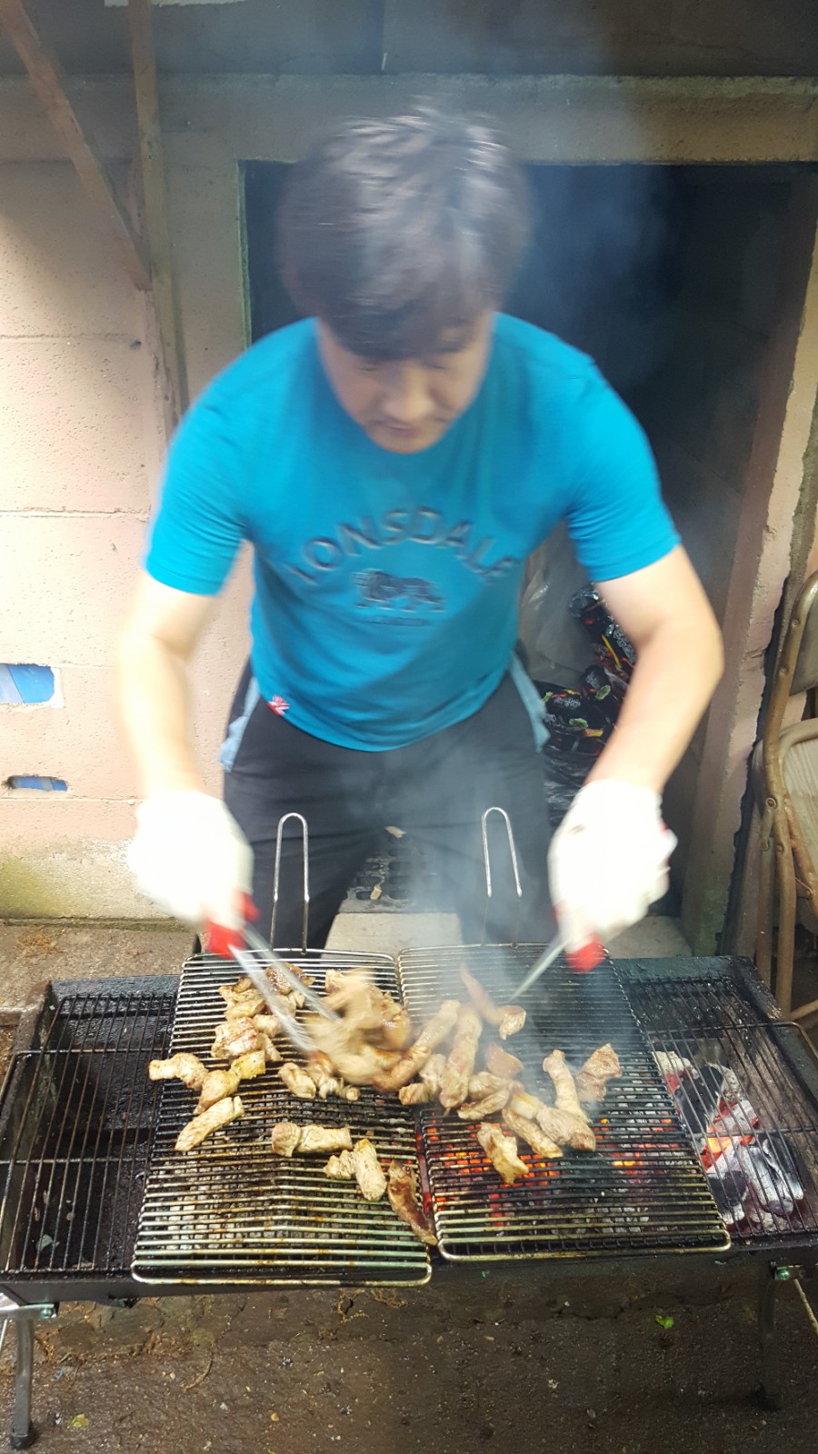고기꿉는삼촌 이미지
