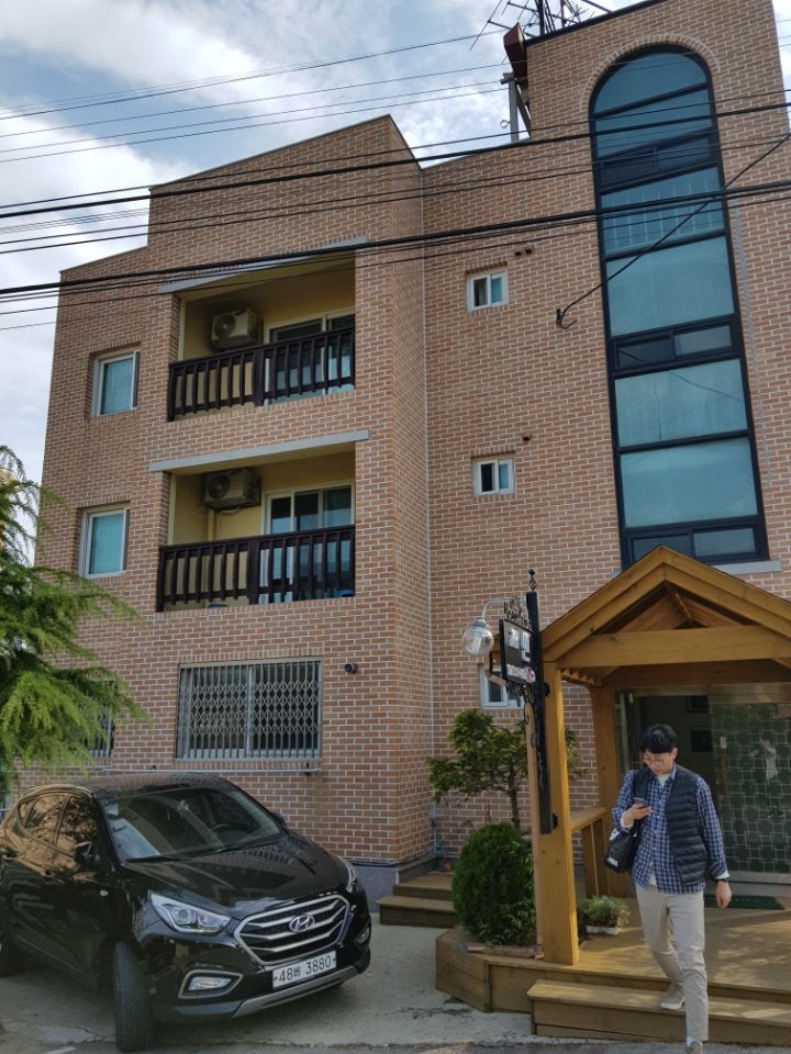 저맨팬션 이미지