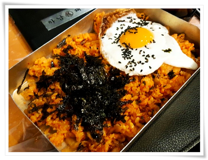 돼지홀릭 이미지