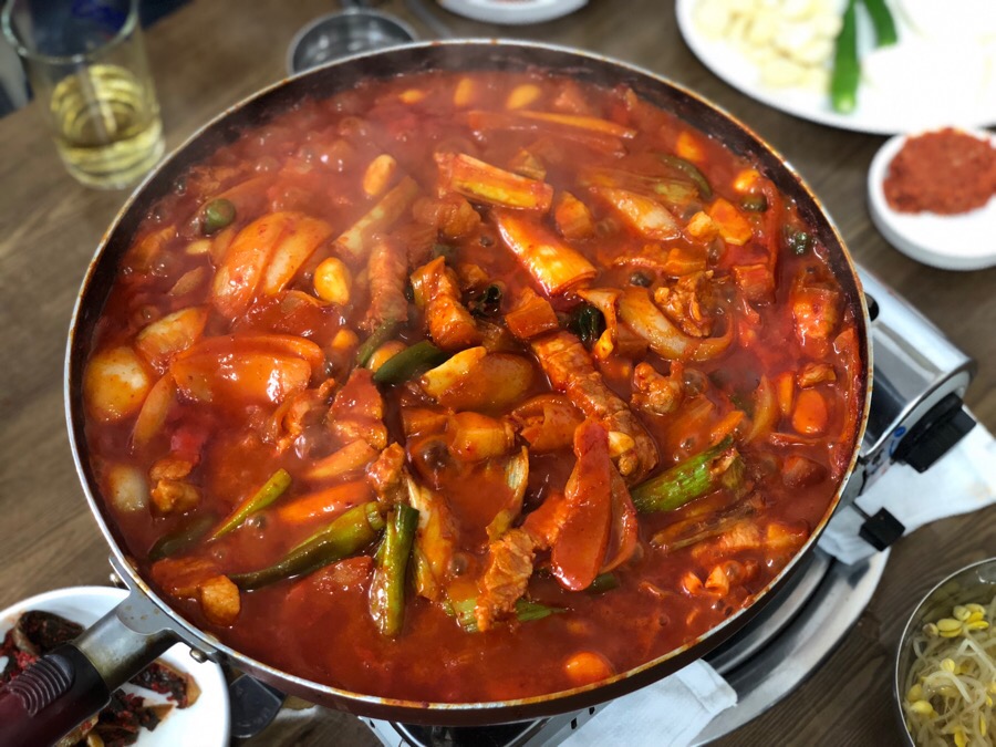 돼지랑찌개랑 이미지