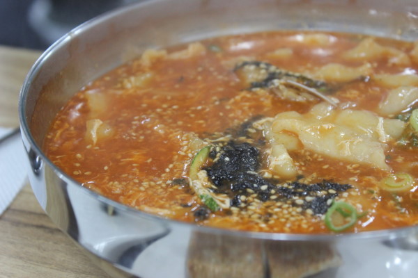 모란칼국수 이미지