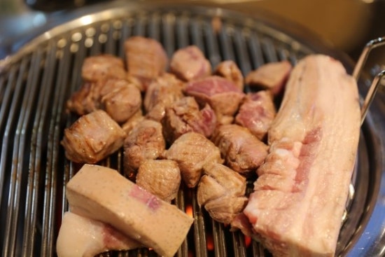 모메든식당 이미지