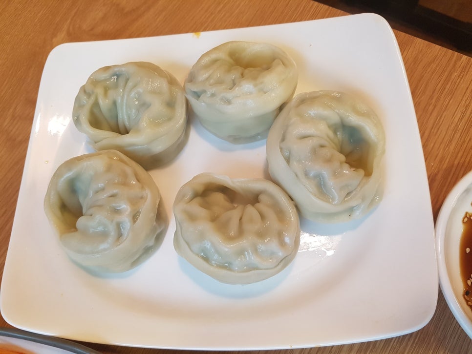 뚝배기육칼 이미지