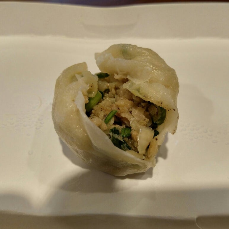 먹깨비김밥만두 이미지