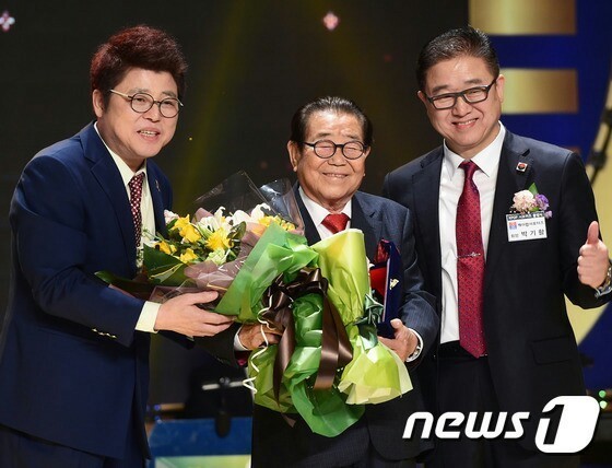 (주)케이팝서포터즈 이미지
