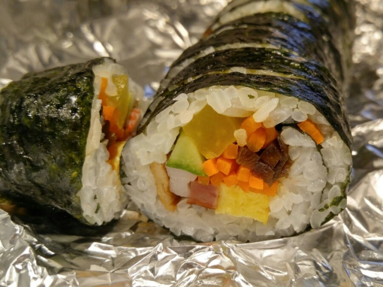 먹깨비김밥만두 이미지