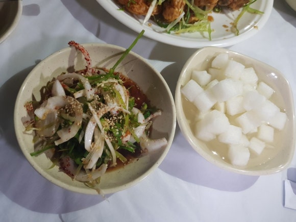 장마루치킨 이미지