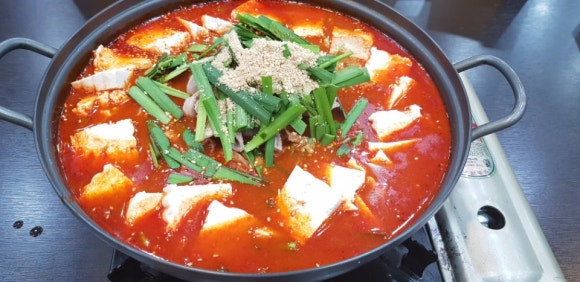 윤짬뽕 이미지