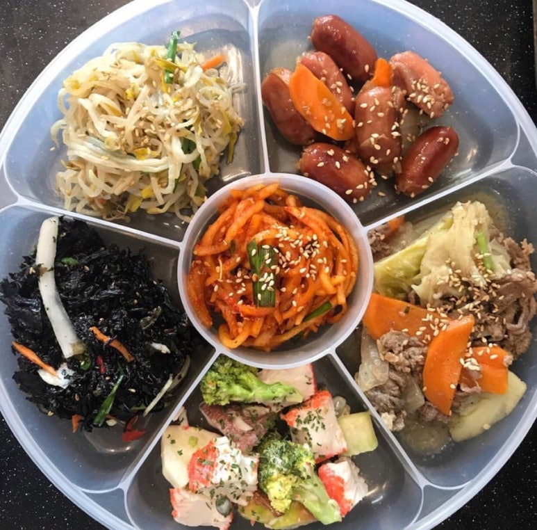 그밥에이반찬 이미지