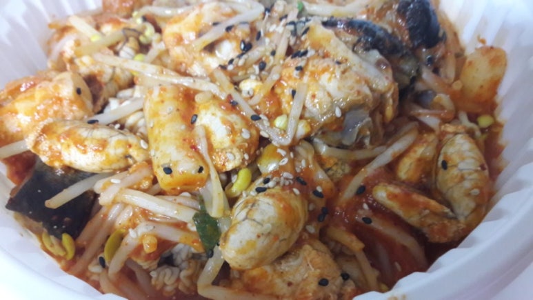 동해물과아구찜 이미지
