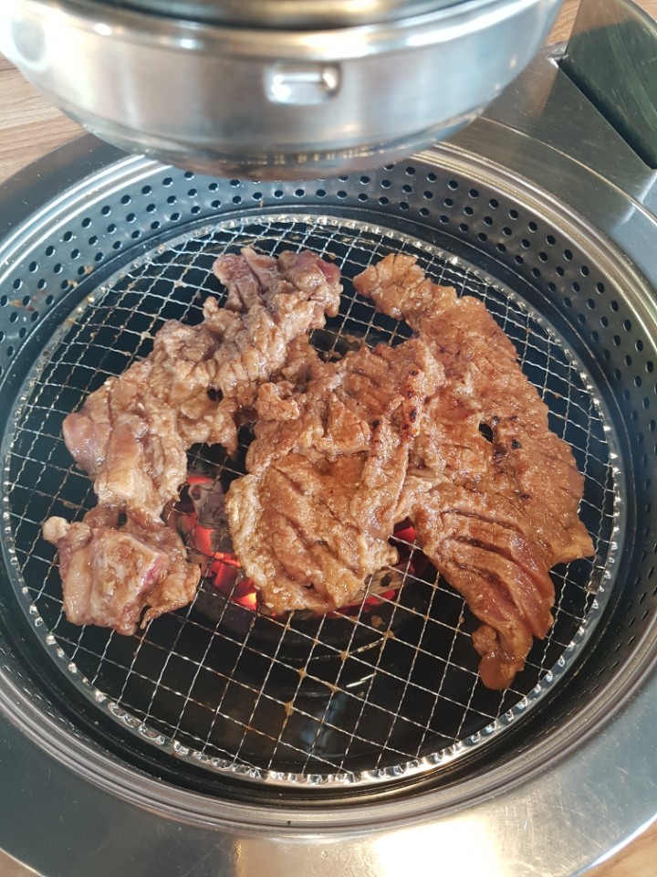 한돈숯불갈비 이미지
