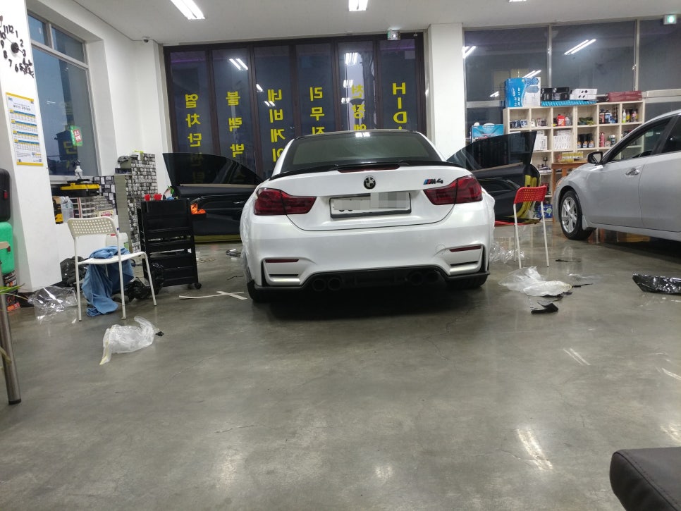 폴스개러지 이미지