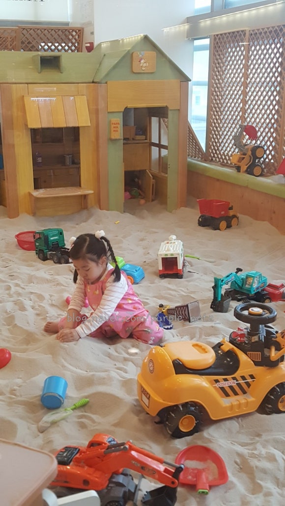 파파모래키즈카페 이미지