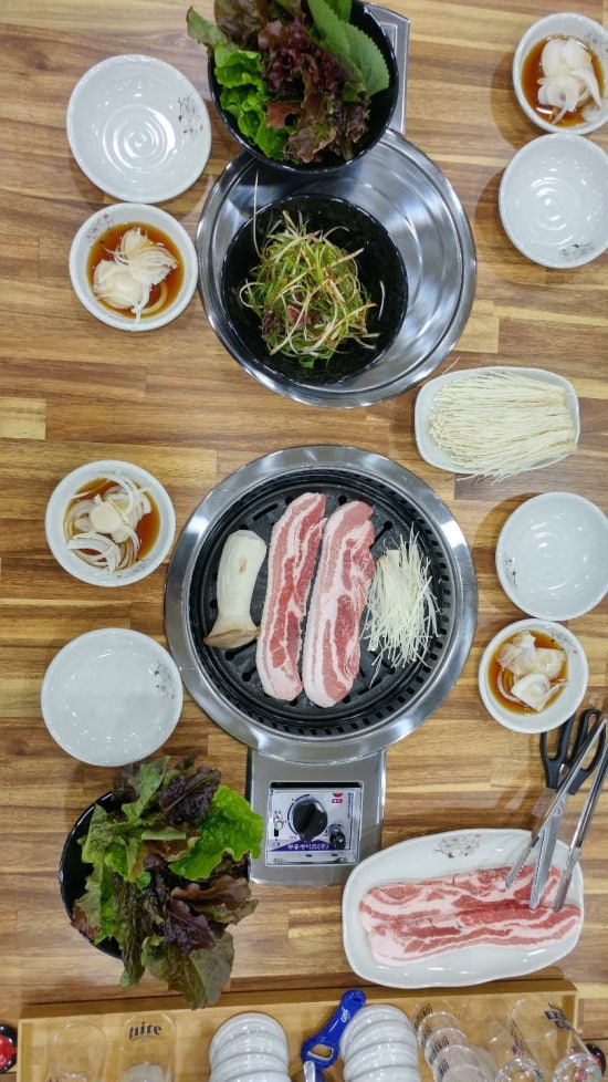 미소감자탕생삼겹김치 이미지