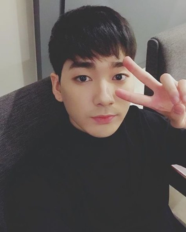 아론투어 이미지