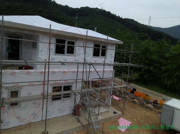 독일시스템창호 예산 간양리 목구조 건물 창호시공 15