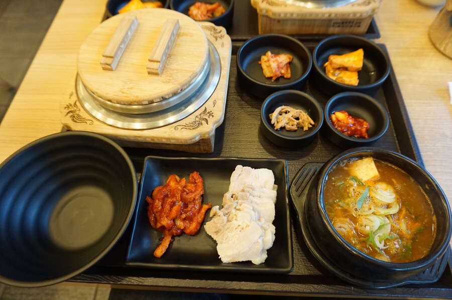 가마솥착한족발 이미지