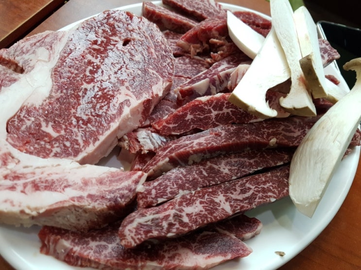 한우마당숯불고기 이미지