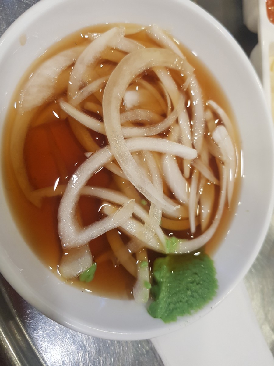 꿀꿀뒷고기 이미지